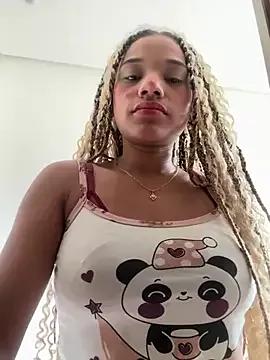 Photos of maxcela from StripChat is Freechat