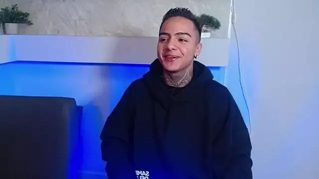 MaxSteel98 from StripChat is Freechat