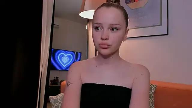 Maya2kk webcams show profile image 