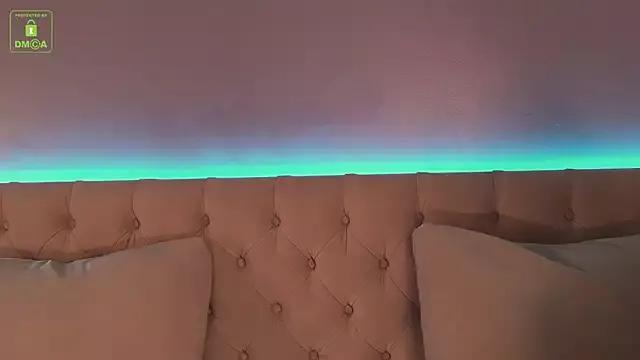 maya_snow from StripChat is Freechat