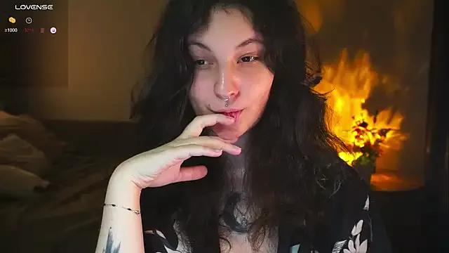 maymary_ from StripChat is Freechat
