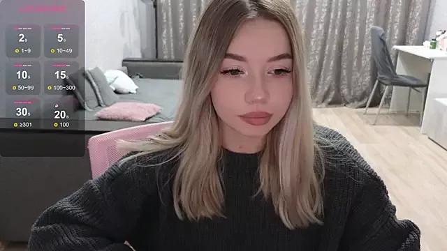 Girls free live sex cams: Check out the satisfaction of typing and cam2cam with our sensual livestreamers, who will teach you all about temptation and desires with their smoking hot physiques.