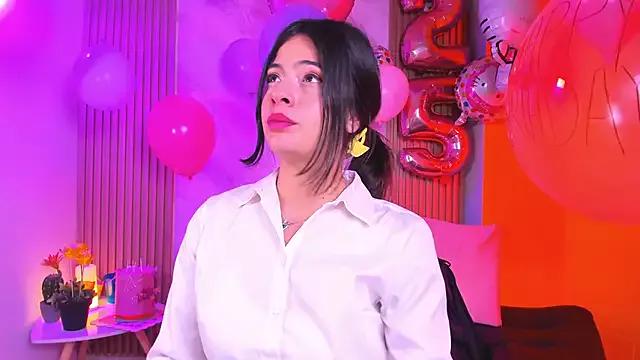 Megan_blue7 from StripChat is Freechat