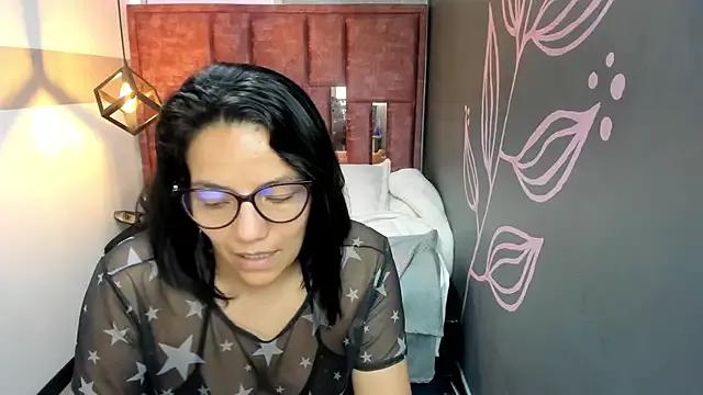 Megan_Milf__ from StripChat is Freechat