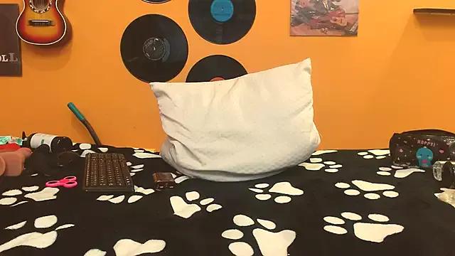 meisevil77 from StripChat is Freechat