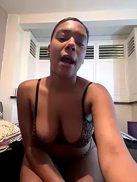 Melia_Rayne from StripChat is Freechat