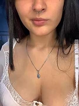 MennaLee from StripChat