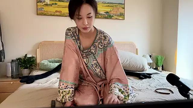 meowLili from StripChat is Freechat