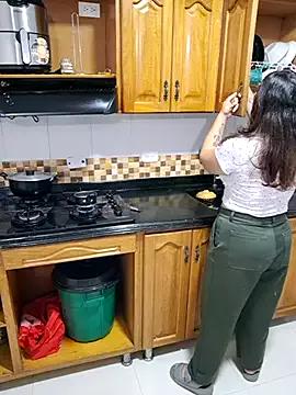 Mia_Ruiz from StripChat is Freechat