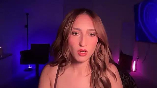 miasecretx from StripChat is Freechat