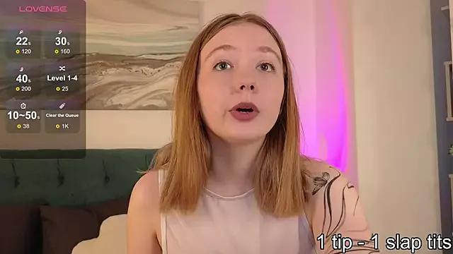 MiaWillis_ from StripChat is Freechat