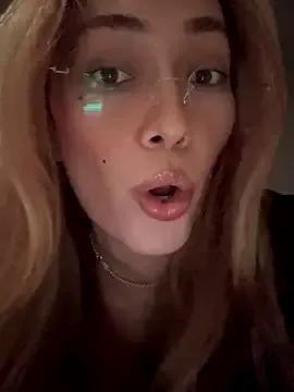 MichelleFerry_ from StripChat is Freechat