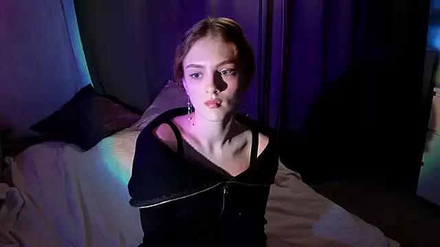 midnightMaya from StripChat is Freechat