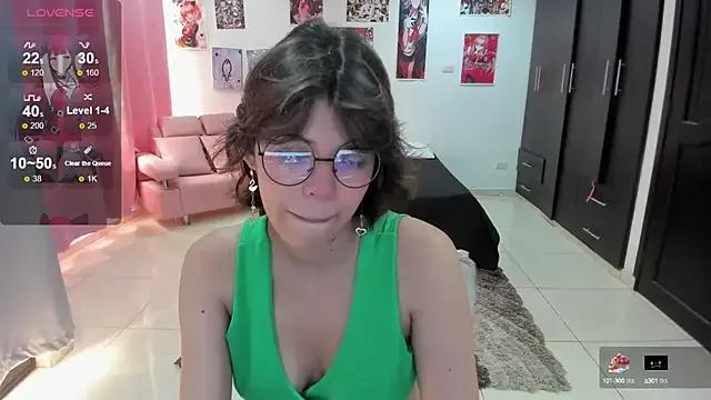 Mikobaby__ from StripChat is Freechat