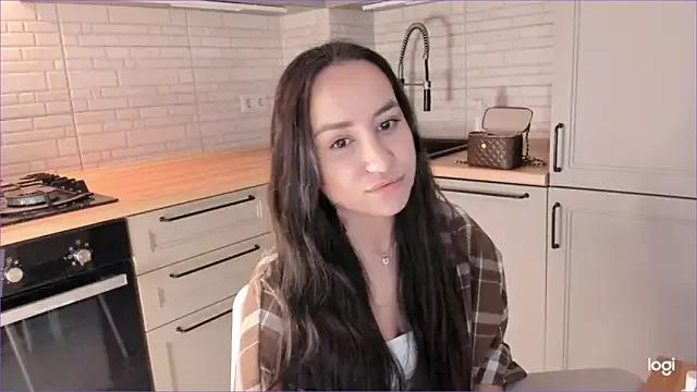 MilaFord from StripChat is Freechat