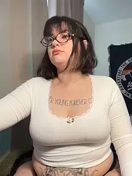 MilaLustful from StripChat is Freechat