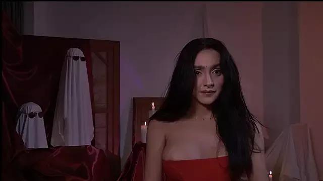 Milana_De from StripChat is Freechat