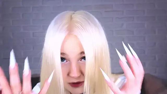 minigirl from StripChat is Freechat