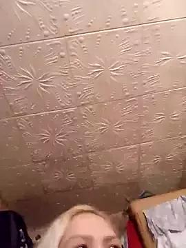 Minna_Jeannie from StripChat is Freechat