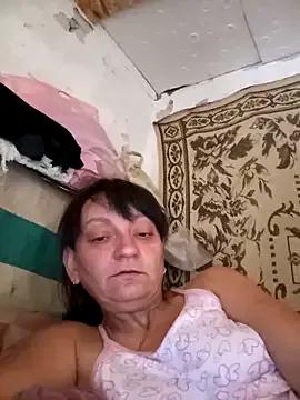 Mira4101 from StripChat is Freechat