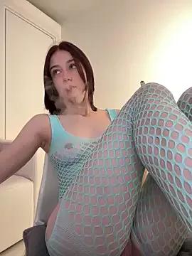 MiraXS from StripChat is Freechat