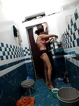 Miss-0012 from StripChat is Freechat