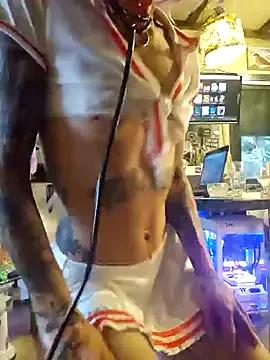 Miss-Paradise from StripChat is Freechat