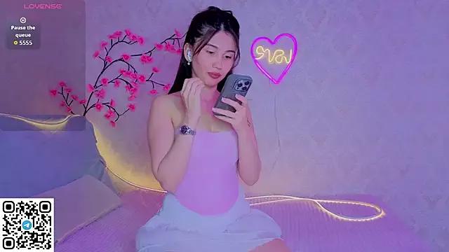 Miss_Iris69 from StripChat is Freechat