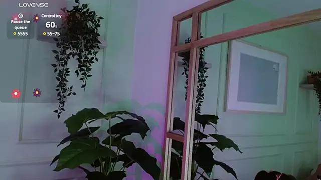 Miss_Jhelena from StripChat is Freechat