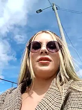 Misscata1106 from StripChat is Freechat