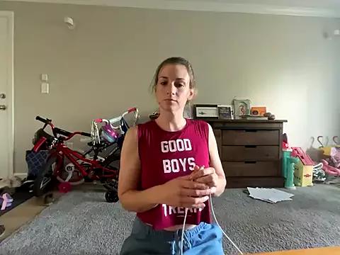 MissSwitch from StripChat is Freechat