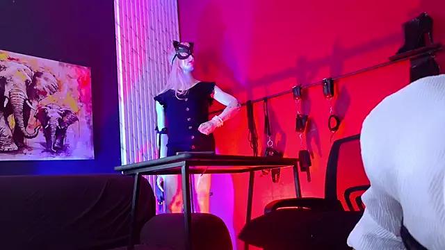 MistressSlut1 from StripChat is Freechat