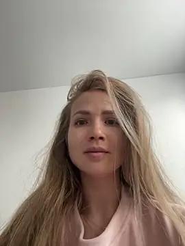 Girls free live sex cams: Check out the satisfaction of typing and cam2cam with our sensual livestreamers, who will teach you all about temptation and desires with their smoking hot physiques.
