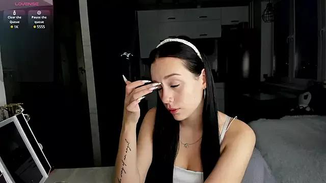 Molly__Carter from StripChat is Freechat