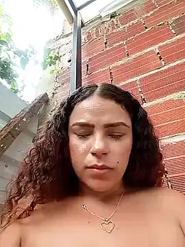 Mommy-Hot from StripChat is Freechat