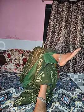 Photos of Mona_kunal from StripChat is Freechat
