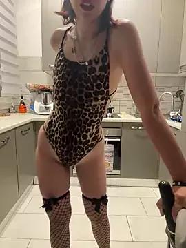Monella96 from StripChat is Freechat