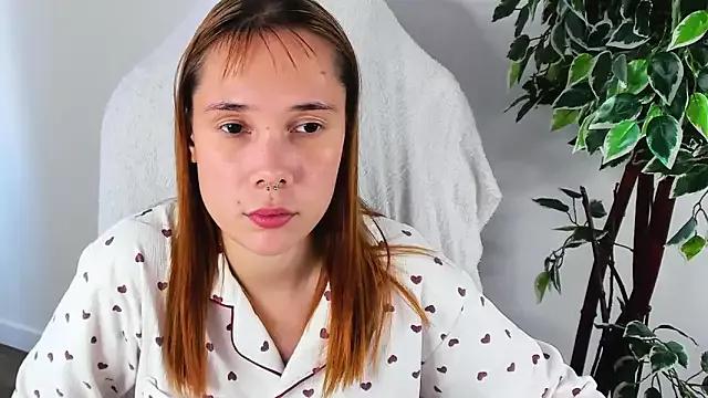 MonicaBrowne from StripChat is Freechat