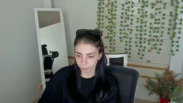 MonikaJane from StripChat is Freechat