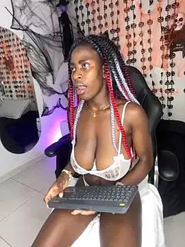 MorenaLush_Eup from StripChat is Freechat