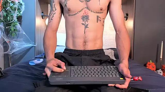 MrJustin_ from StripChat is Freechat