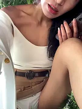 muxin_love from StripChat is Freechat