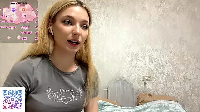 MycuteMolly from StripChat is Freechat