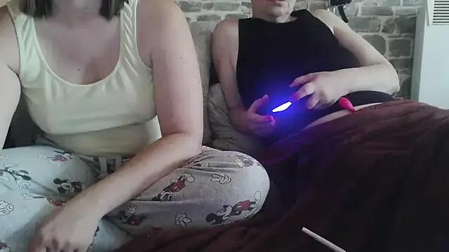 mysterious_daydreamer from StripChat is Freechat