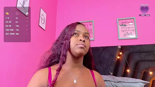 MySugarmoomy from StripChat is Freechat