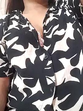 Namrata-Star from StripChat is Freechat