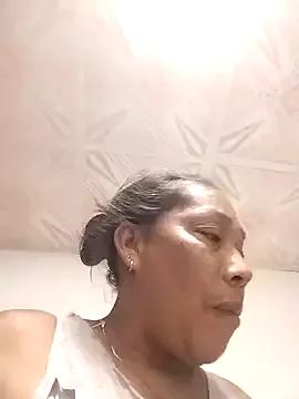 Naomi-Mature from StripChat is Freechat