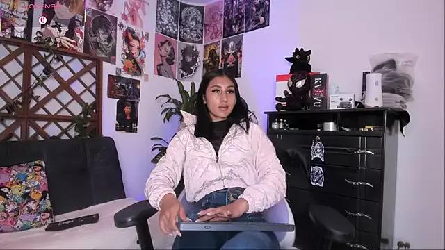 naomi_russo_ from StripChat is Freechat