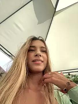 Photos of Natalia_vidal from StripChat is Freechat