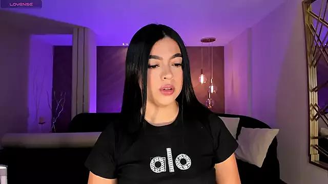 NataliaGaret from StripChat is Freechat